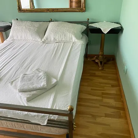 Good Day Πανσιόν Κλουζ-Ναπόκα