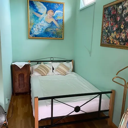 Πανσιόν Good Day 4*