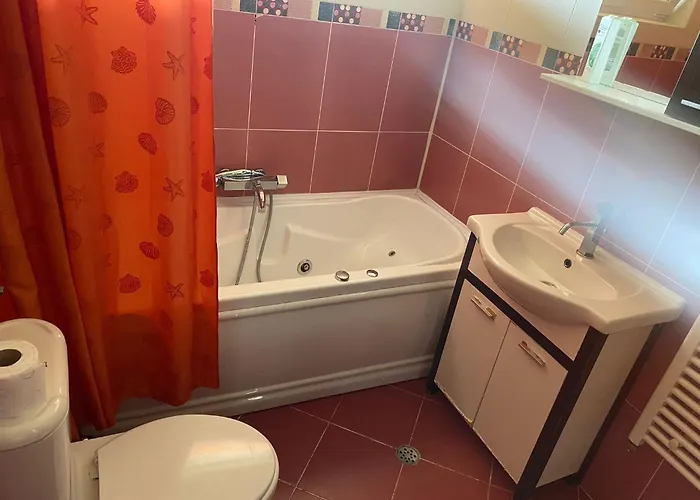 Pensión Good Day 4*